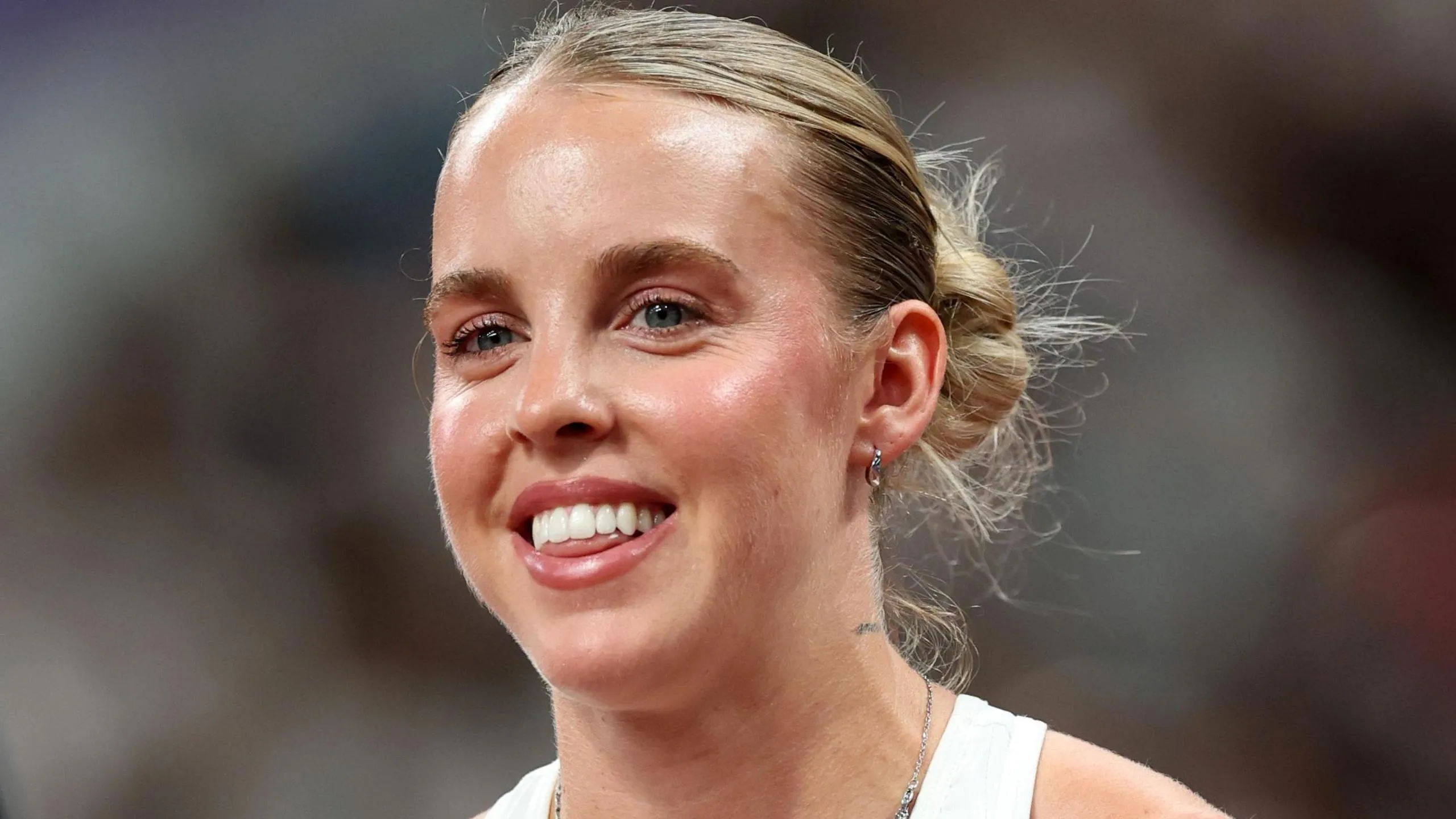 Keely Hodgkinson Kicks off Global Championship Campaign with Victory